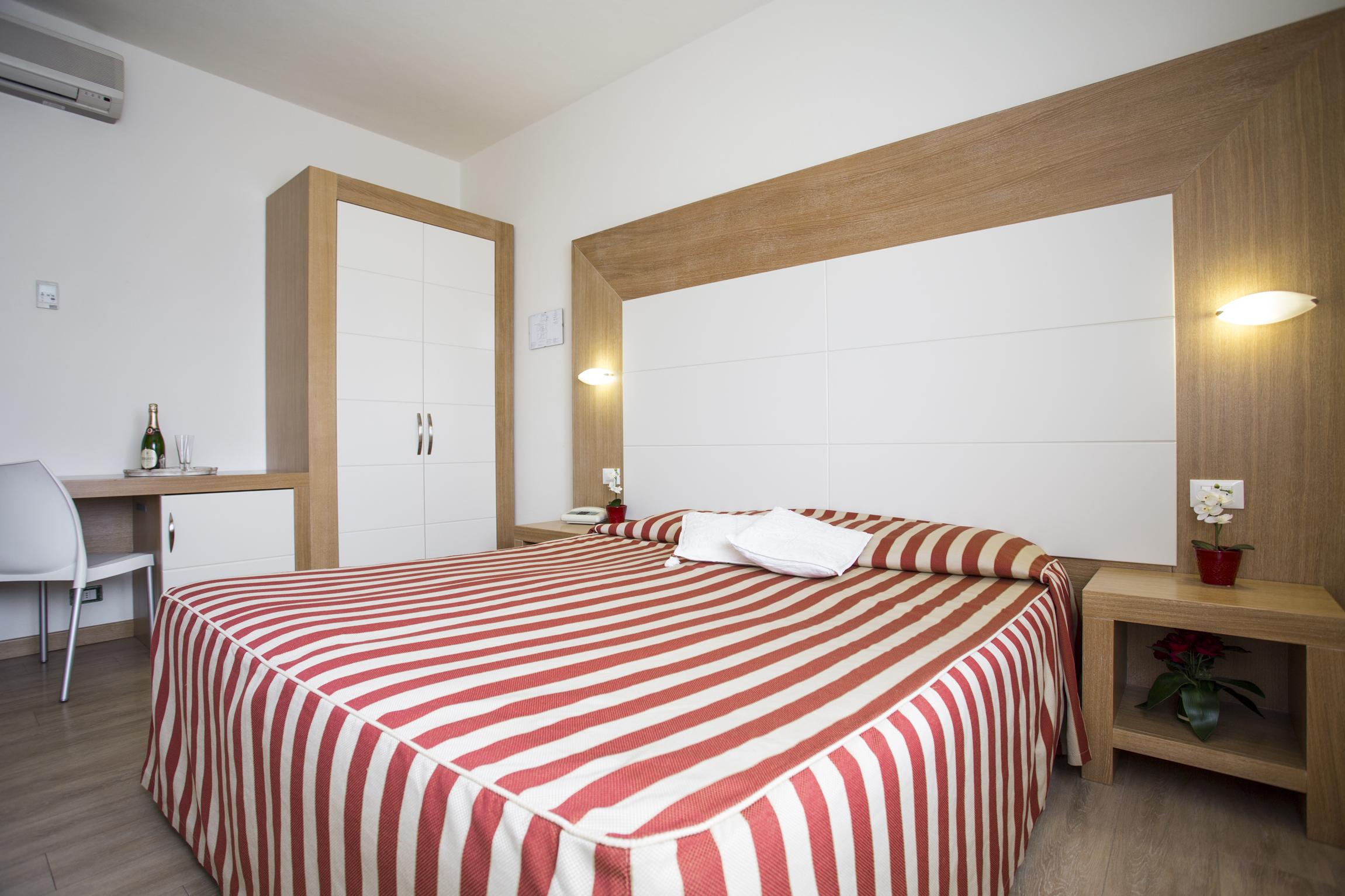 Hotel Sylvia Lido di Camaiore Exteriör bild